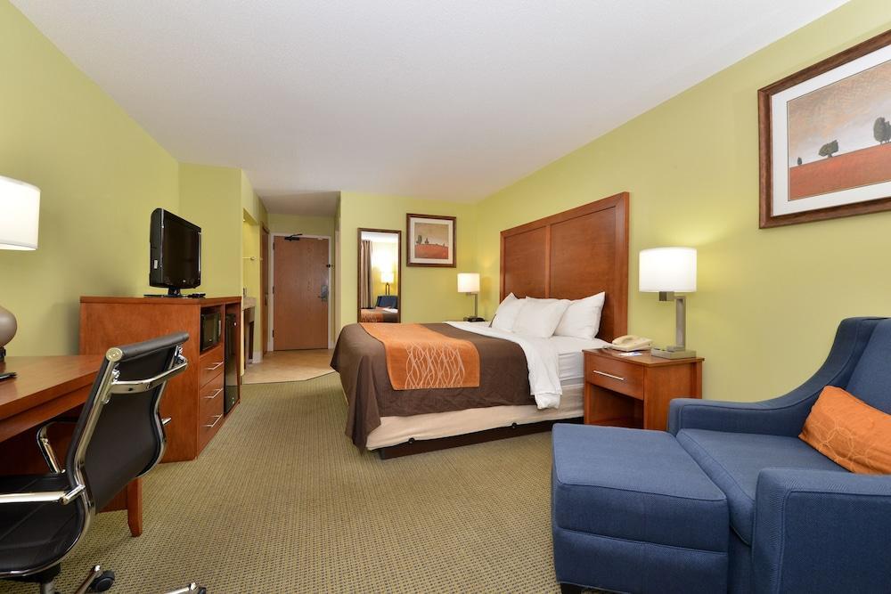 Comfort & I-94 Hotel Black River Falls