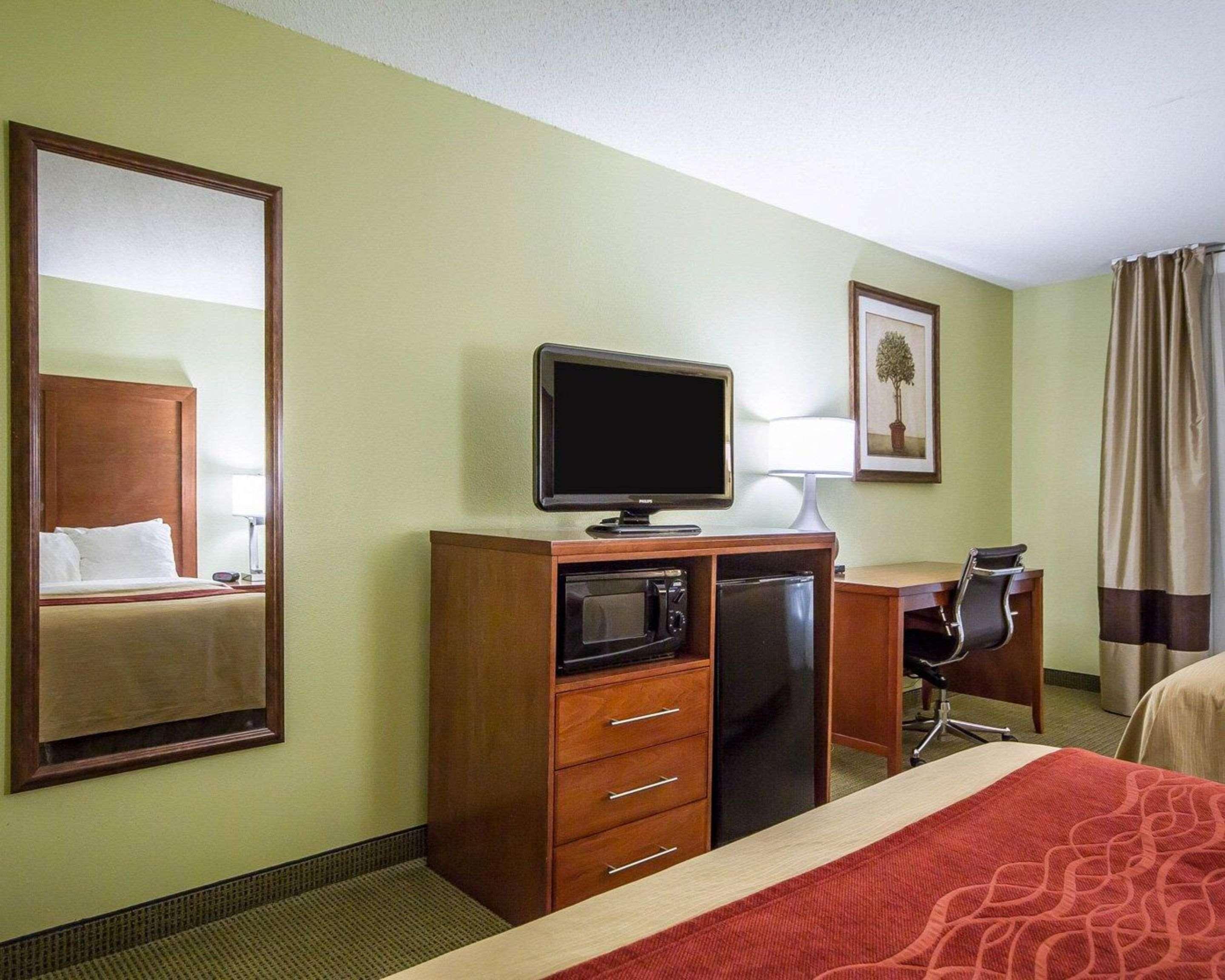 Hotel Comfort & I-94 Black River Falls
