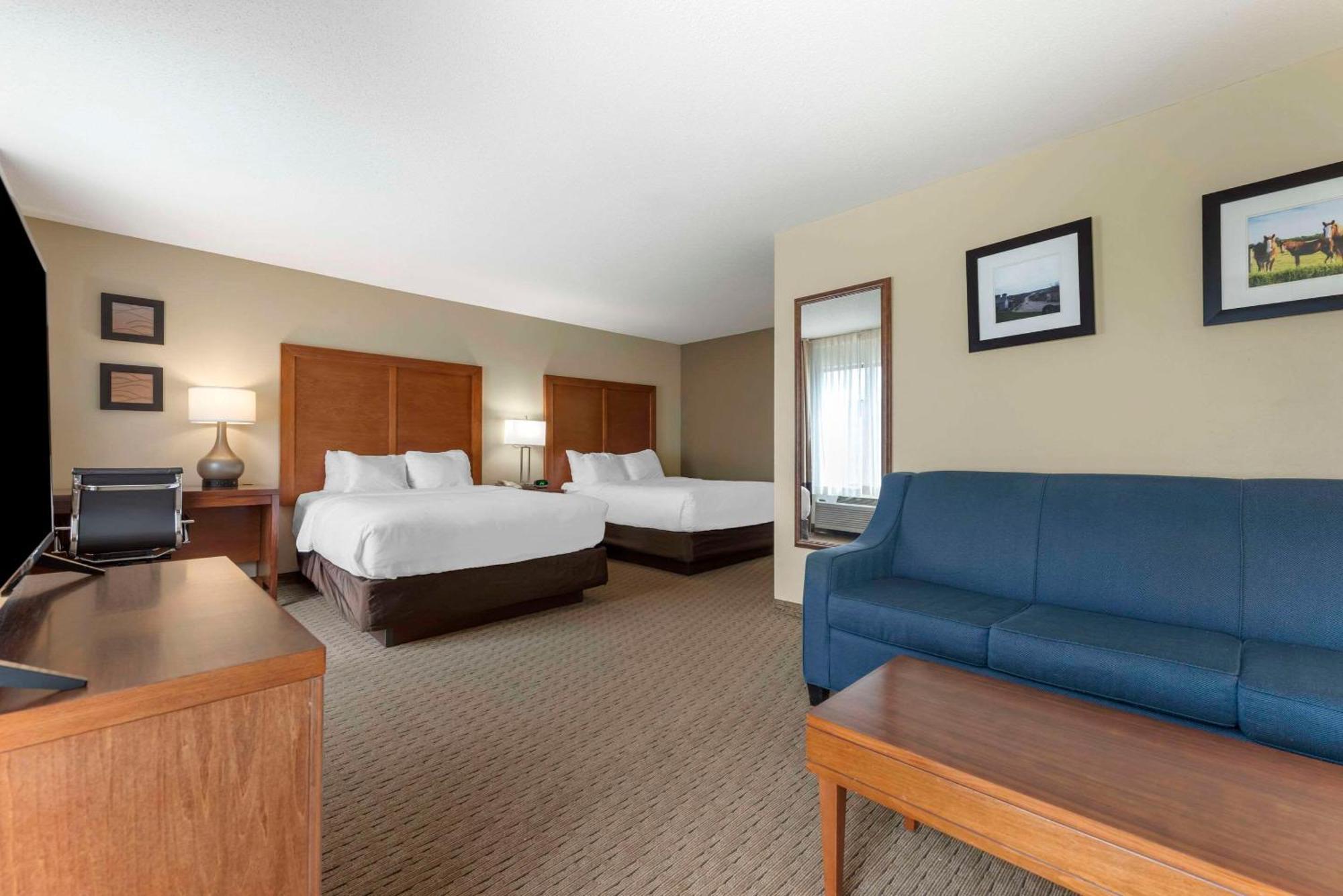 Comfort & I-94 Hotel 2*