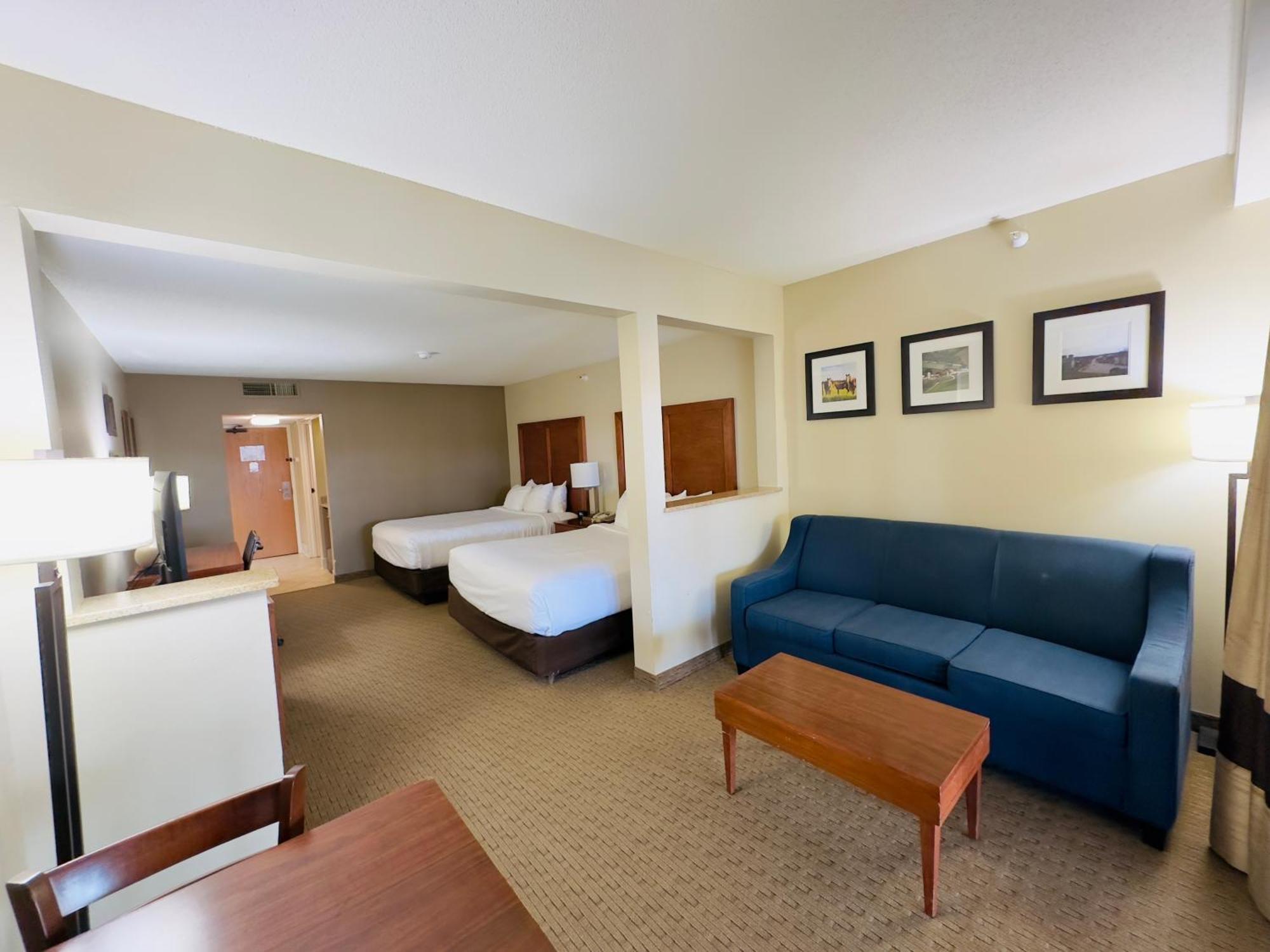 Comfort & I-94 Hotel 2*