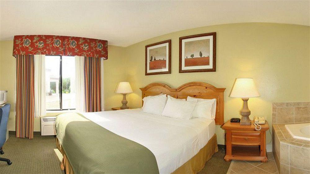 Comfort & I-94 Hotel Black River Falls